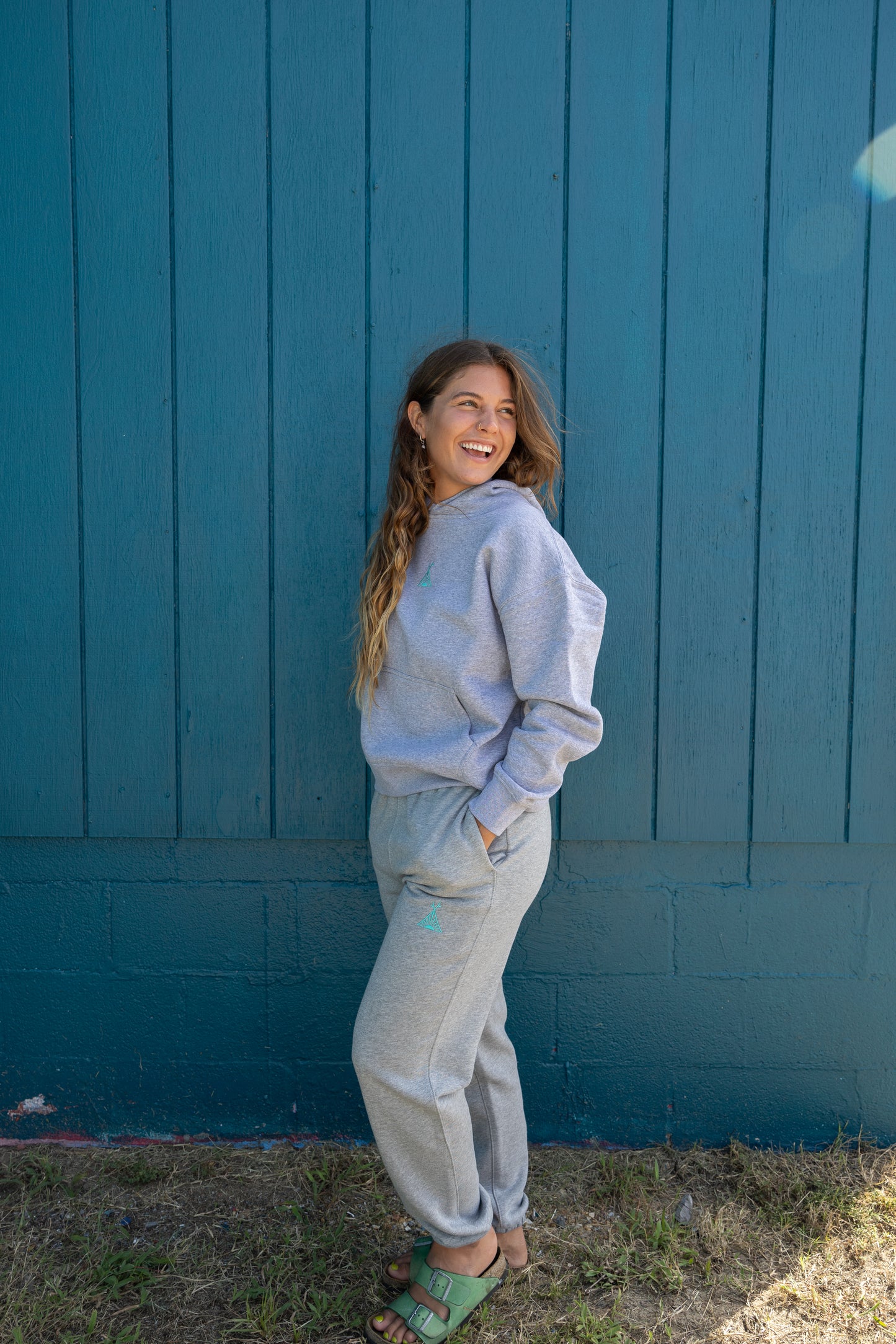 Women’s Relaxed Sweatpants w/ Teepee