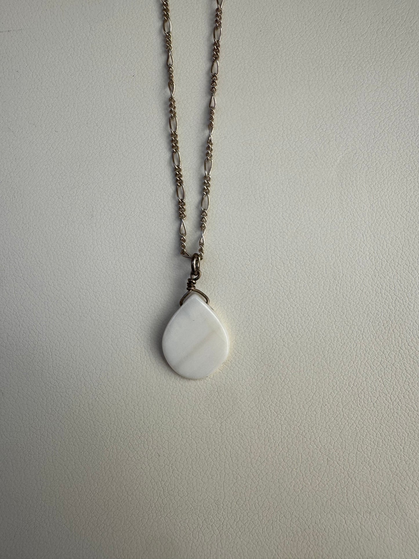 Pearl Teardrop Necklace
